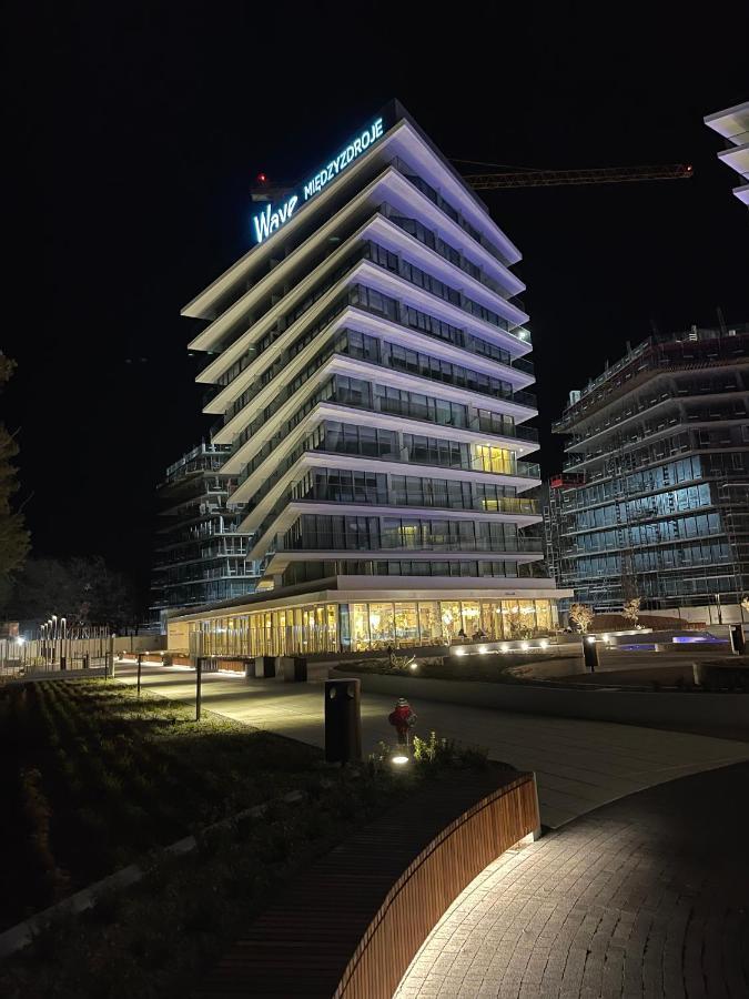 Wave Apartament Piano 米兹多洛杰 外观 照片